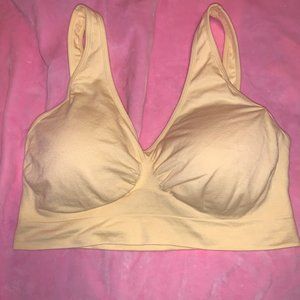Rhonda Shear Bras, 4 (1X), run like a med/lrg